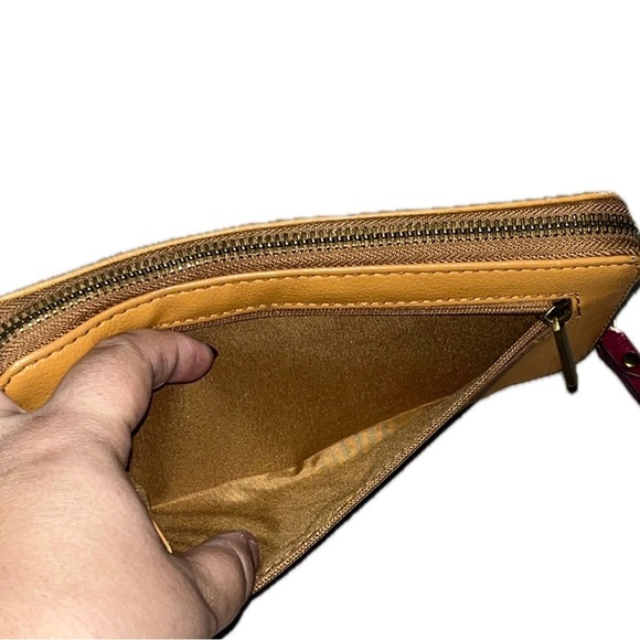 Fossil Brown Leather Flowers Zip Around Women’s Wallet Wristlet, GUC - Picture 7 of 12